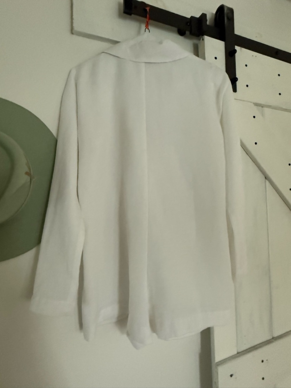 Show Me Your Mumu Escape Blazer Romper in White Linen - Picture 2 of 4